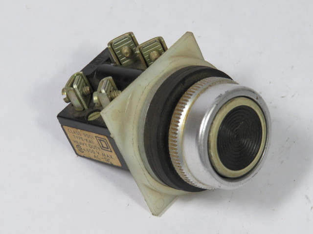 Square D 9001-KR1BH13 Vintage Push Button 600V 1NO 1NC Black Flush USED