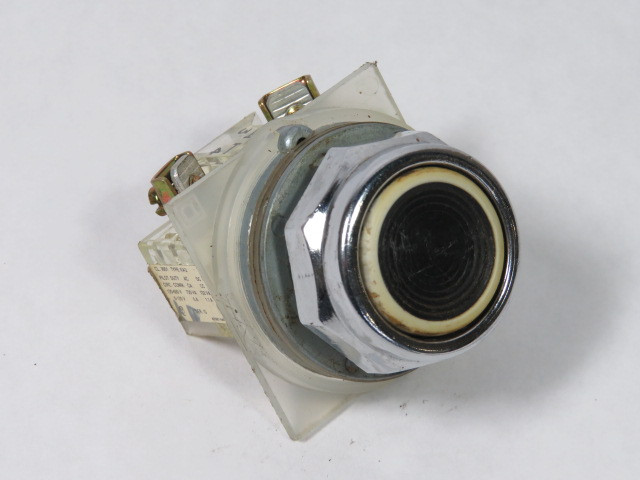 Square D 9001-KR1BH5 Ser G Push Button 6A 720V 1NO Black Flush USED