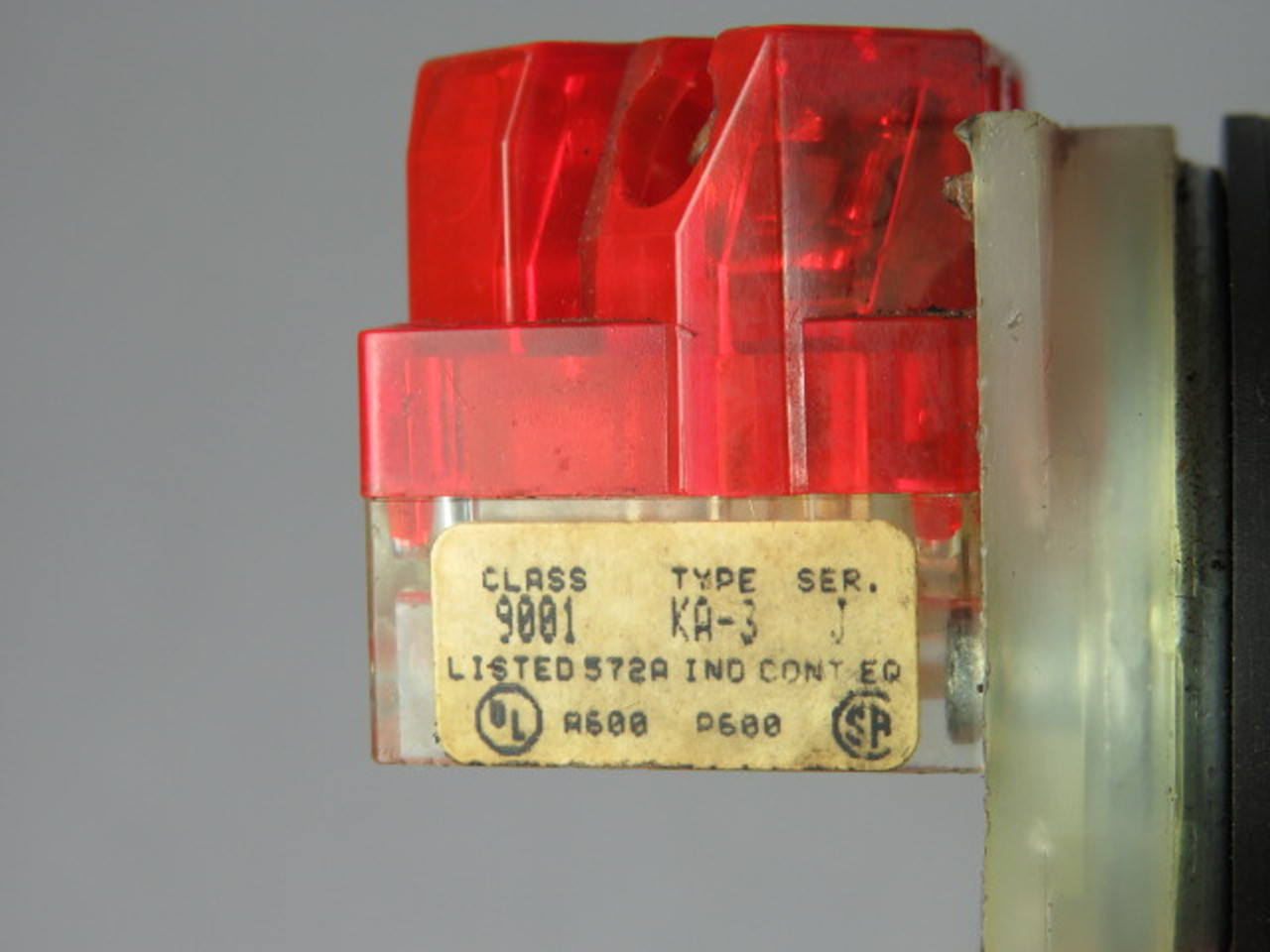 Square D 9001-KR1RH6 Ser J Push Button 3A 240V 1NC Red Flush USED
