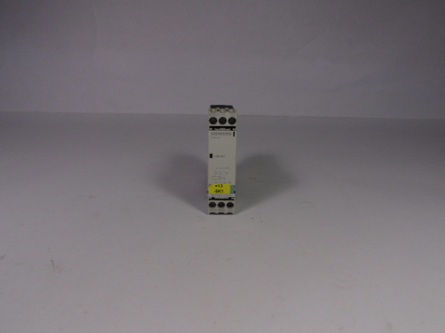 Siemens 3RN1000-1AB00 Temperature Monitoring Relay 24V DC USED