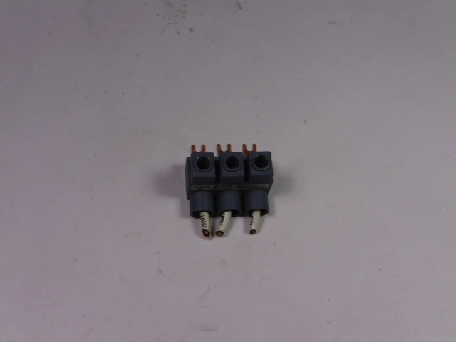 Siemens 3RV-2925-5EB 3-PH Infeed Terminal Type E For 3RV29 USED
