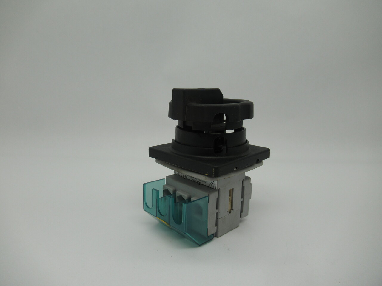 Siemens 3LD2-203-0TK51 Main Control Switch 3Pole 23A 400V SHELF WEAR USED