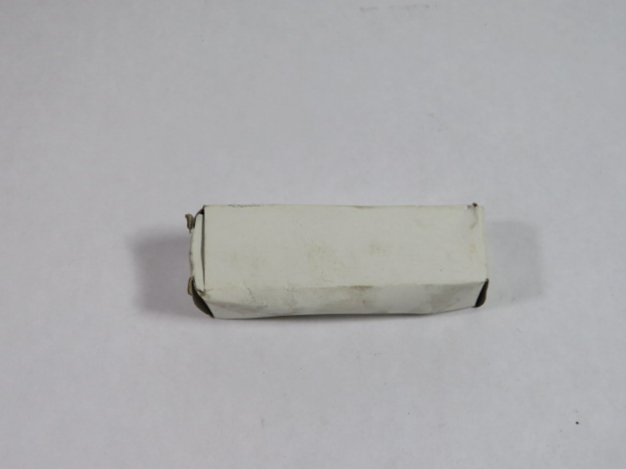 Halco 25T8/DC/CL/130V Bayonet Bulb 25W 130V *Cosmetic Damage* NEW