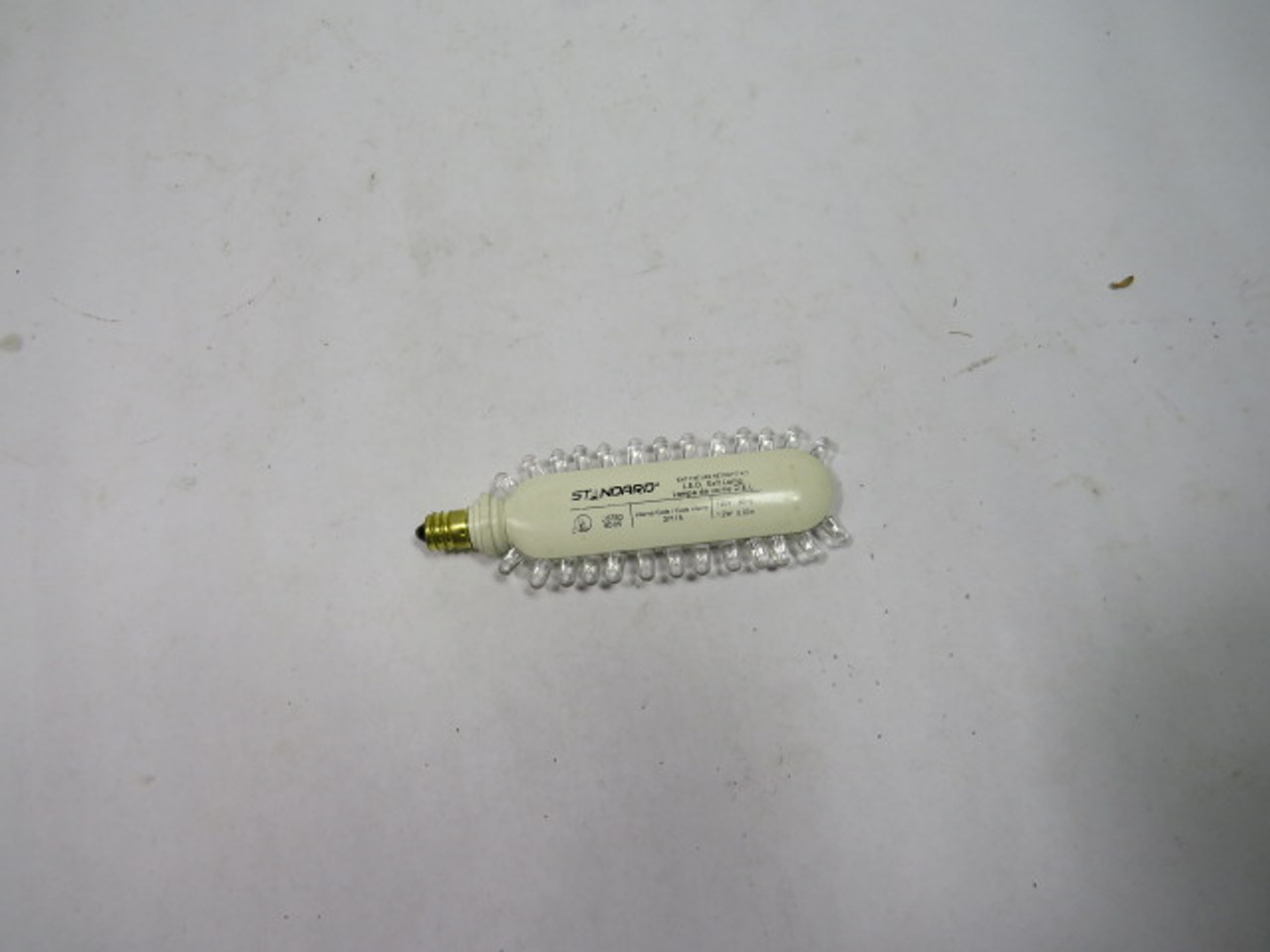 Standard Lighting 27115 LED Light Bulb 120 Volt USED