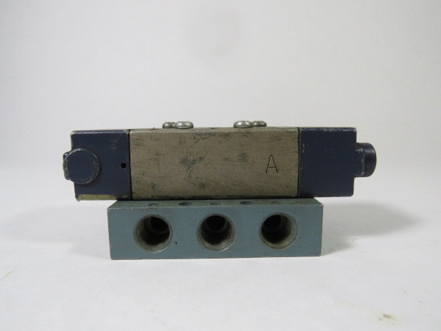 Schrader Bellows 52055-9009 Solenoid Valve USED