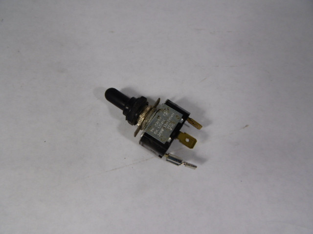 Carling 0511 Toggle Switch 10amp 250V USED