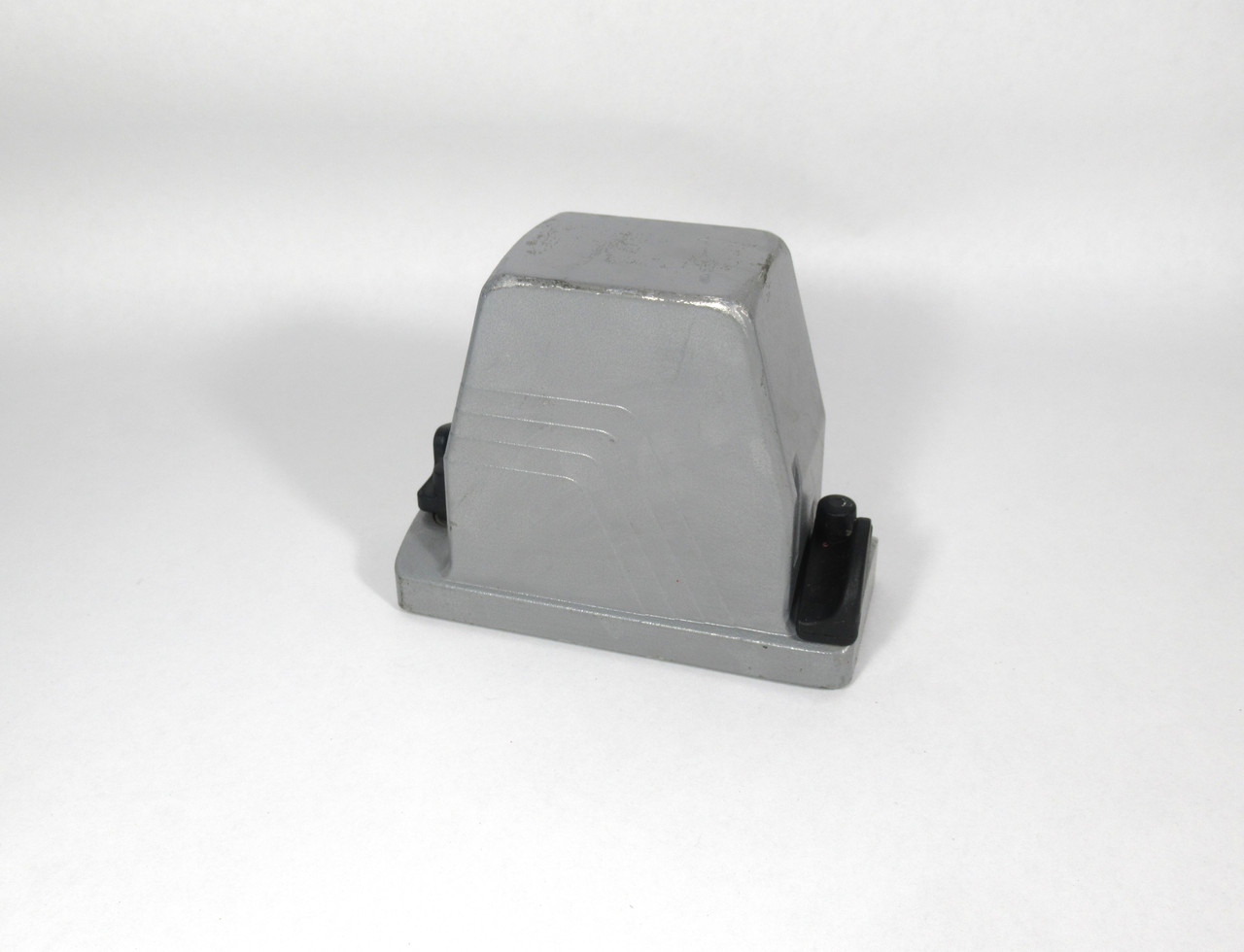Phoenix Contact 1604502 Male Contact Insert Housing USED