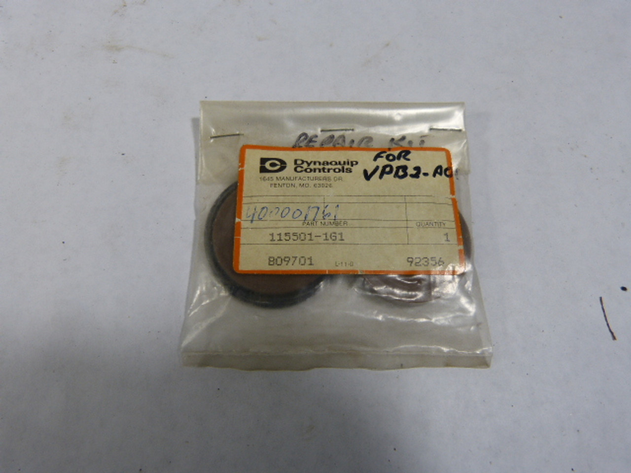 Dyna Quip 115501.1G1 Valve Kit ! NEW !