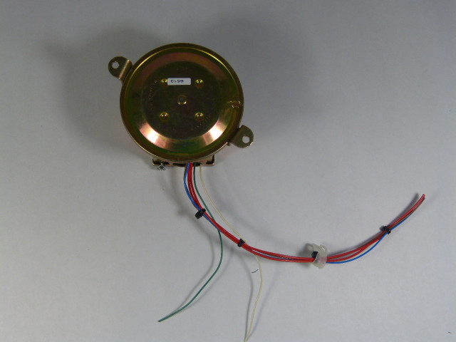 Dwyer 1910-0 Compact Low Differential Pressure Switch USED