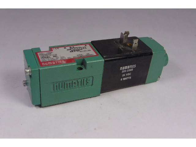 Numatics 081SA4024000061 Solenoid Valve USED