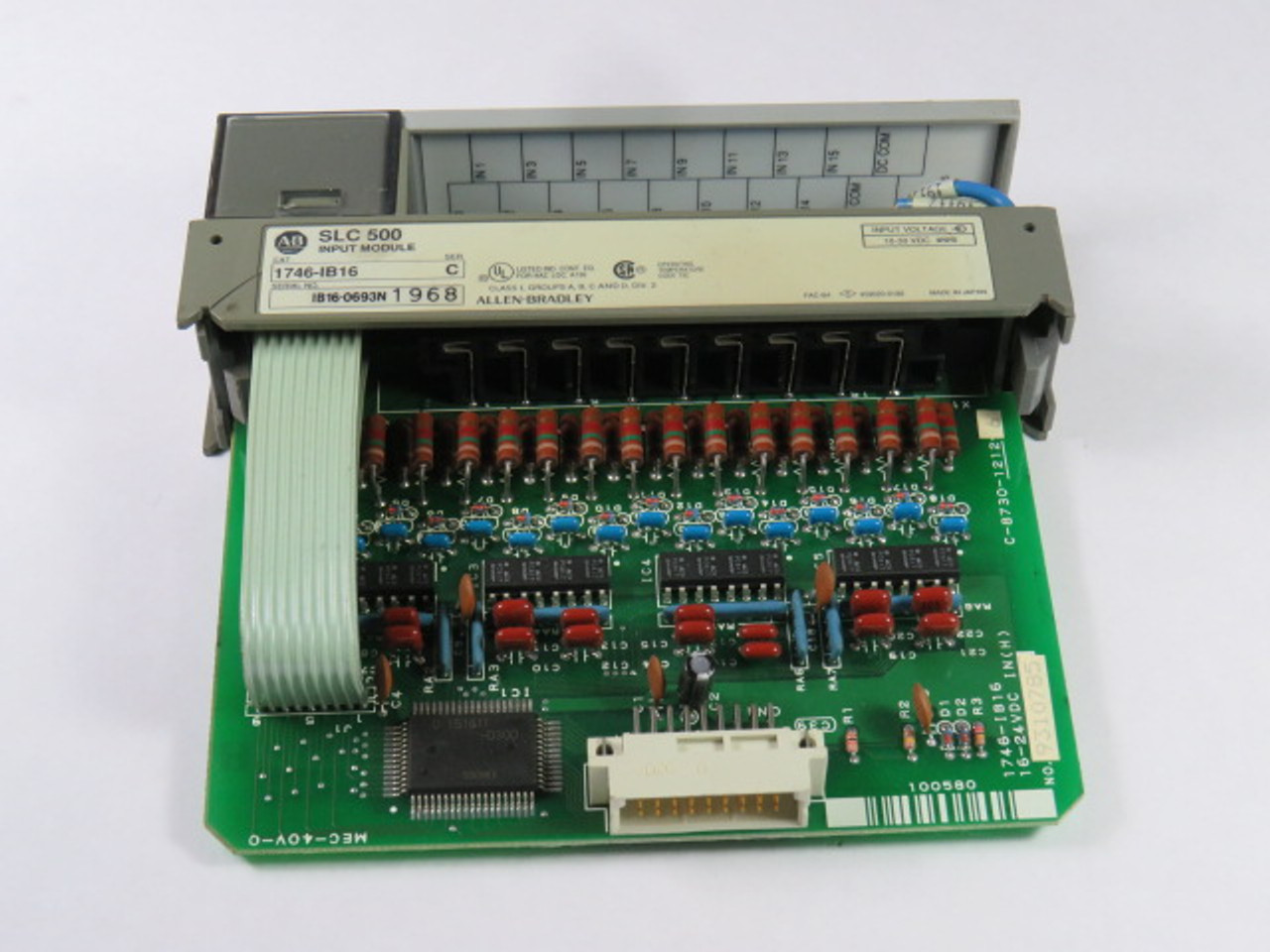 Allen-Bradley 1746-IB16 Ser. C Input Module 10-30VDC CRACKED CASING USED