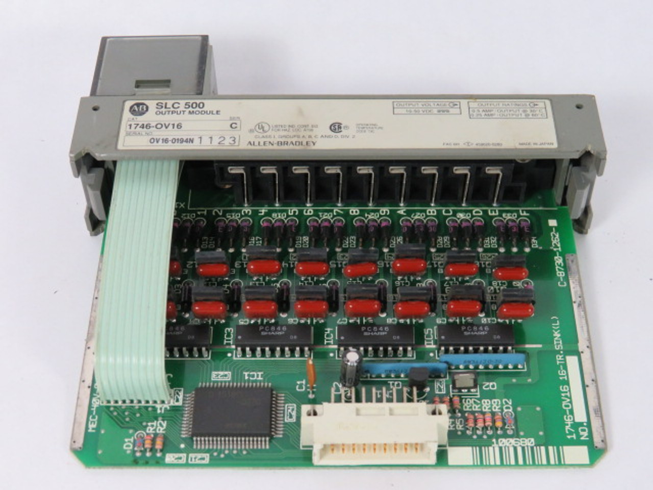 Allen-Bradley 1746-OV16 Series C Output Module 10-50VDC BROKEN CLIPS USED