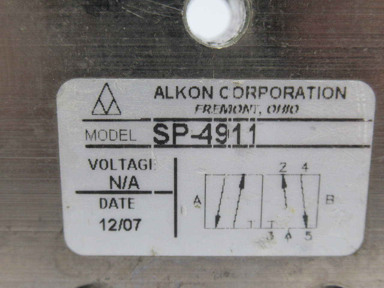 Alkon SP-4911 4-Way 2-Position Solenoid Pneumatic Valve 1/4" Ports USED