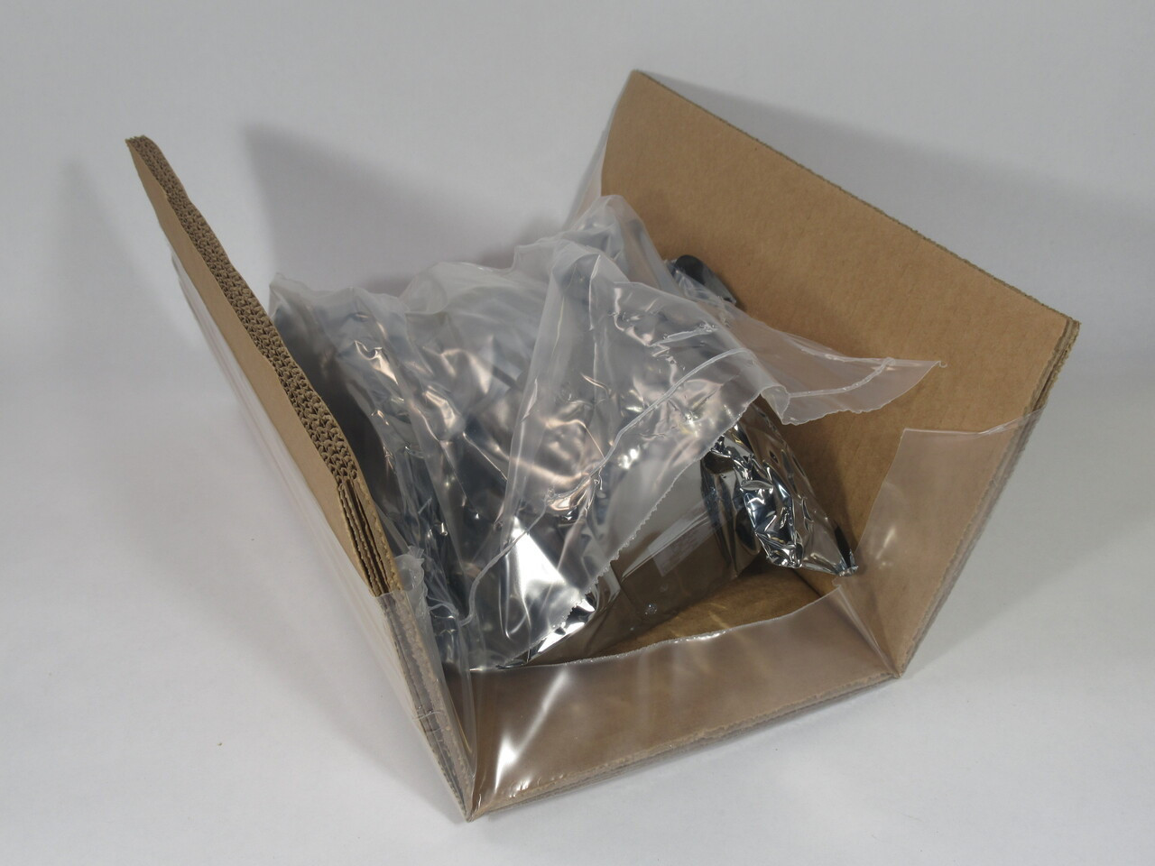 Bodine Electric Company 3/4HP 5800RPM 130VDC 3Ph 6.0A *Open Box* NEW