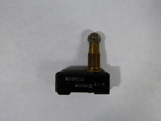 Microswitch BZ-2RQ18 Snap Action Basic Switch with Roller Plunger 15A 250V USED