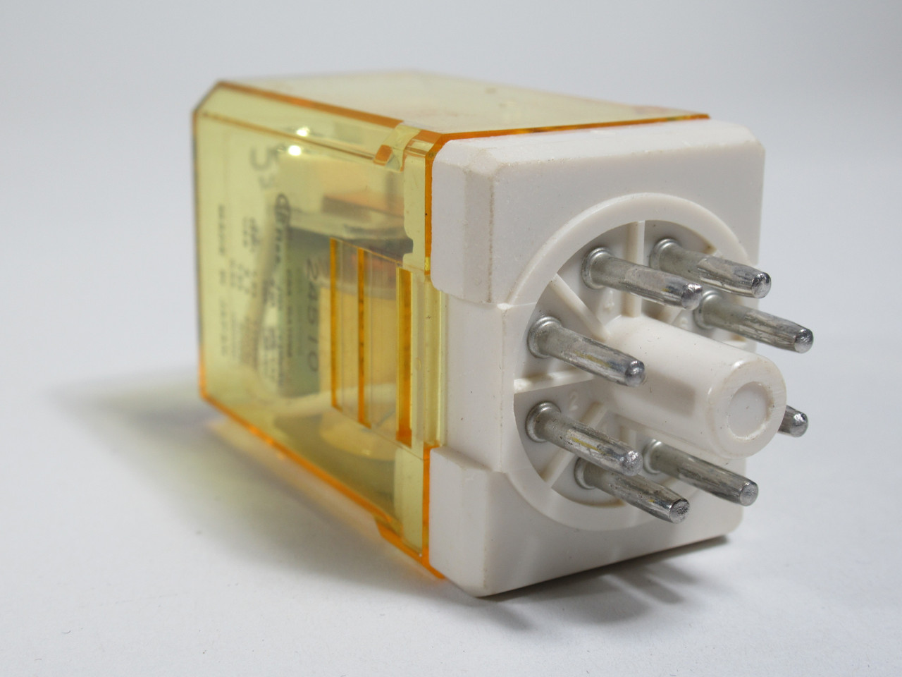 Izumi RR2P-UAC120 Plug-In Relay 120VAC 8-Pin 10/7.5A 110/220VAC USED