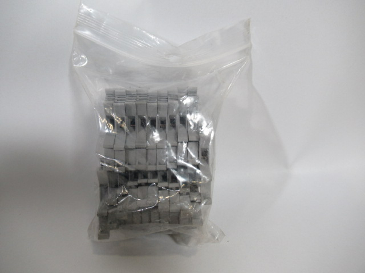 Phoenix Contact UK-2.5N Terminal Block 300V 2.5mm Grey Lot of 20 USED
