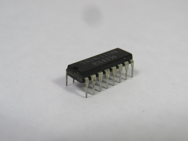 Motorola SN74LS174N Hex D-Type Flip-Flop IC Chip USED