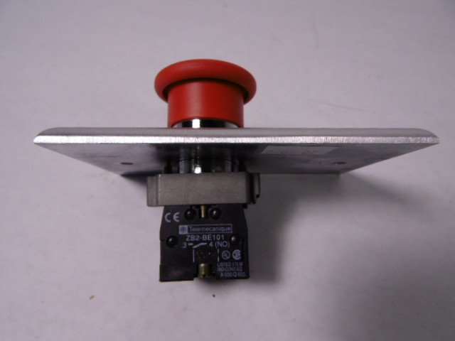 Camden CM-4020R Tamper Resistant Momentary Exit Pushbutton Red ! NEW