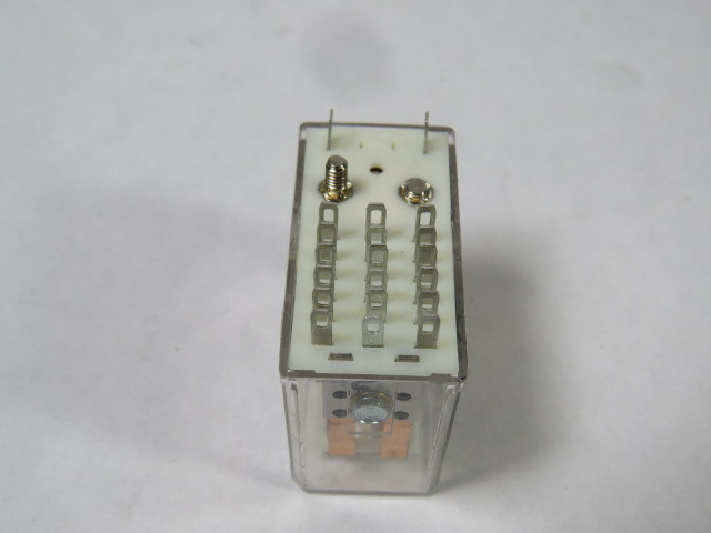 Siemens R10-E1Y6-V430 Relay 24VDC 3A 14-Blades ! NEW !