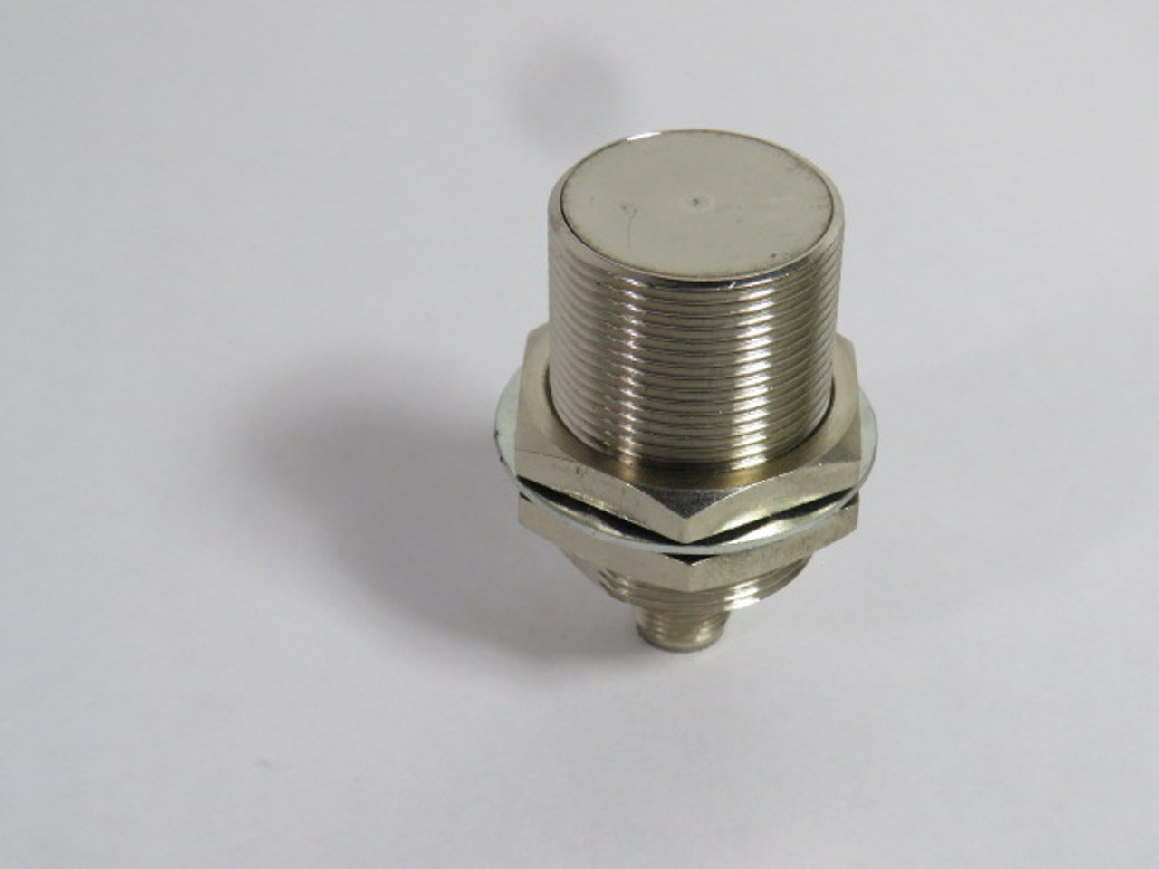 Omron E2E-X10D1-M1G Inductive Proximity Sensor 12-24VDC USED