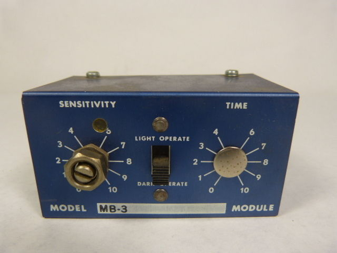 Banner MB-3 Photoelectric Logic Module USED