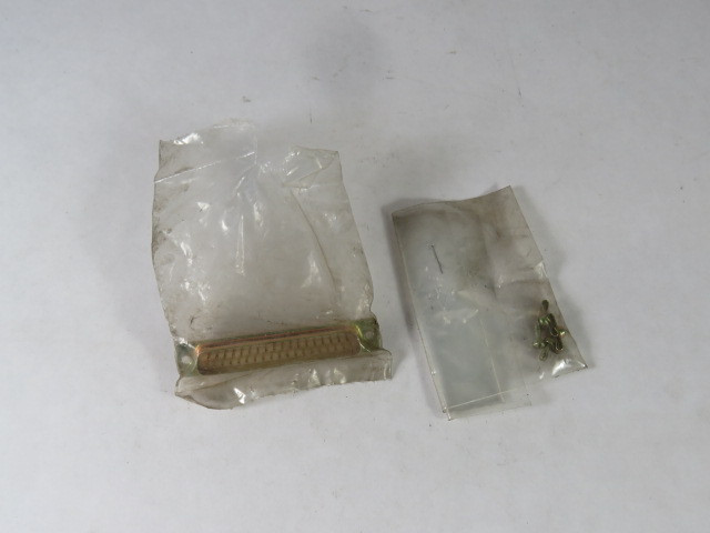 Cinch DC-37P D-Sub Connector Receptacle 37-Contacts ! NWB !