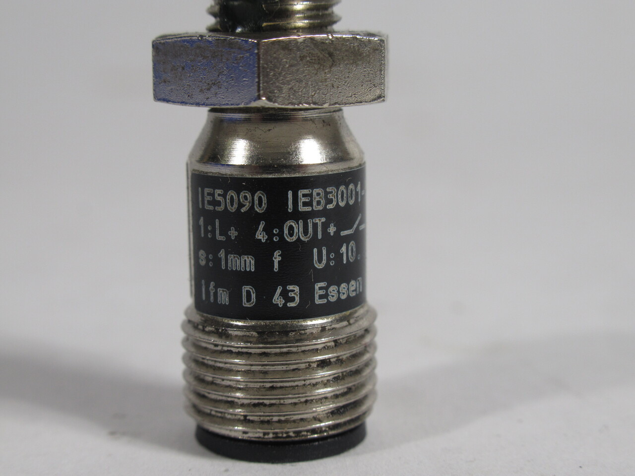 IFM IFA3004-BPKG/US Proximity Sensor 250mA10-36VDC 4mm IF5579 USED