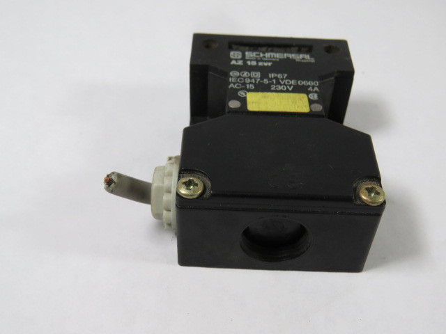 Schmersal AZ-15-ZVR Safety Interlock Switch 4A 230V USED