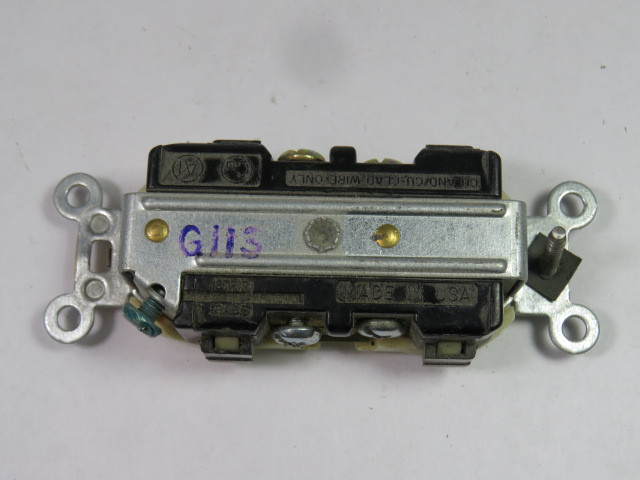 Leviton 5262-I Duplex Receptacle 15A 125V Ivory USED