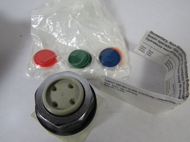 Square D 9001KR3U Pushbutton 30mm No Guard ! NEW !