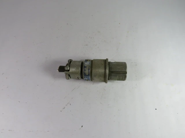 Crouse-Hinds APJ-3353 Plug 30A 3W 3Pole 250VDC 600VAC USED