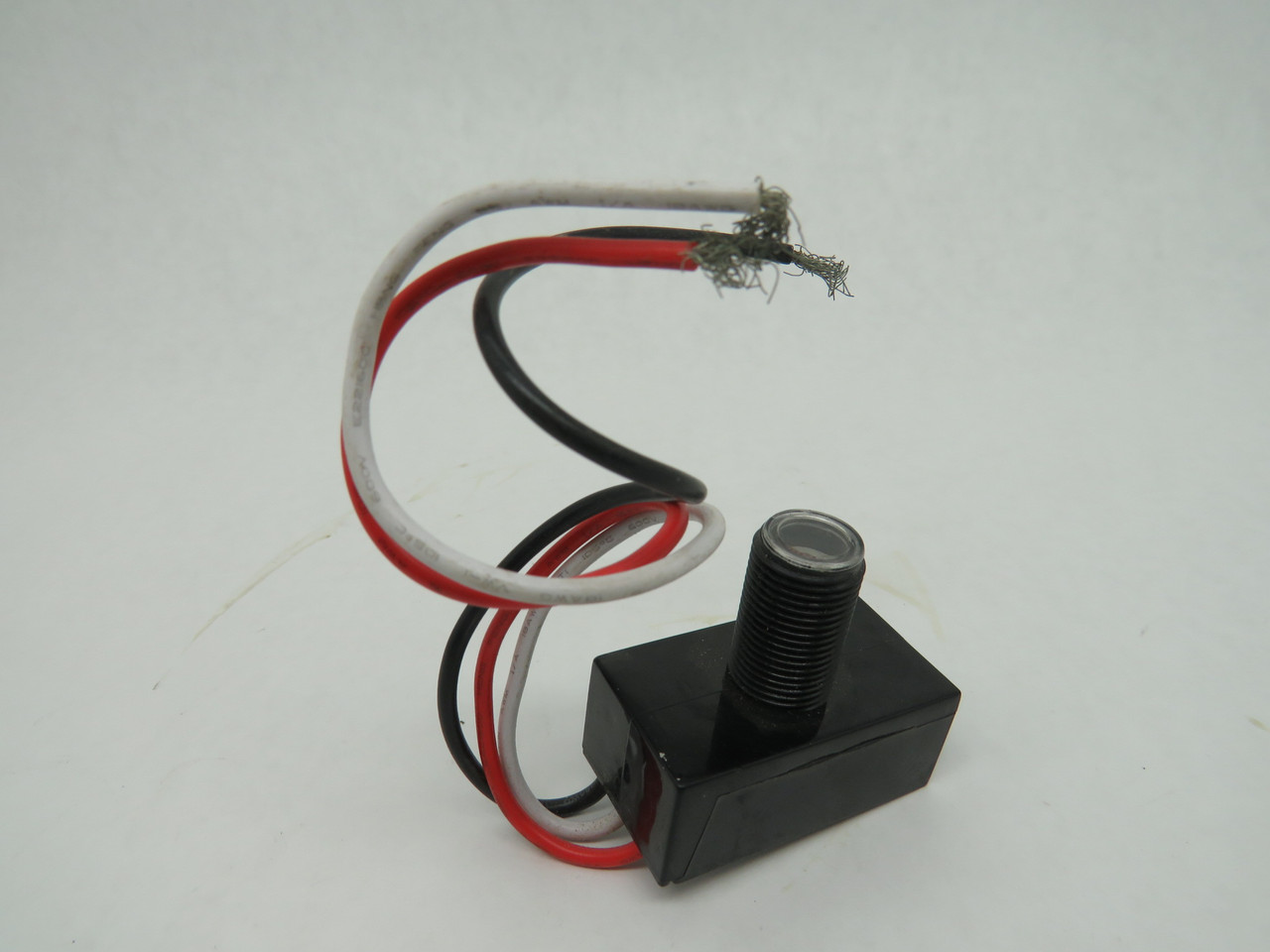 Precision A-105 Photoelectric Switch 120V 1000VA 8.3A USED