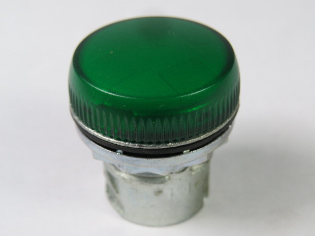 Allen-Bradley 800FM-P3 22mm Pilot Light Operator Green Cap USED