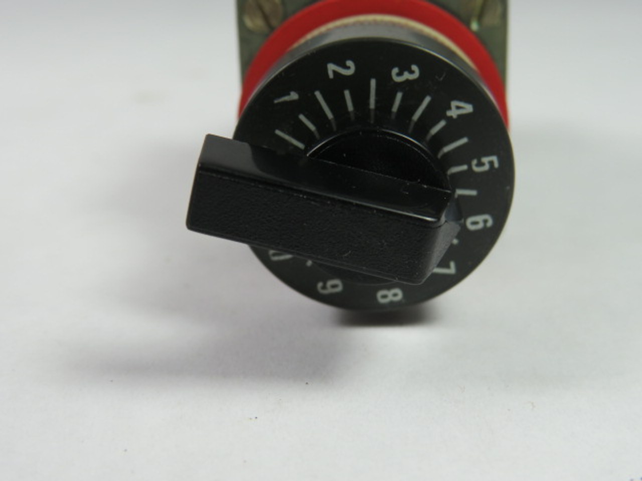 Allen-Bradley 800MR-U90 Potentiometer Operator Only USED