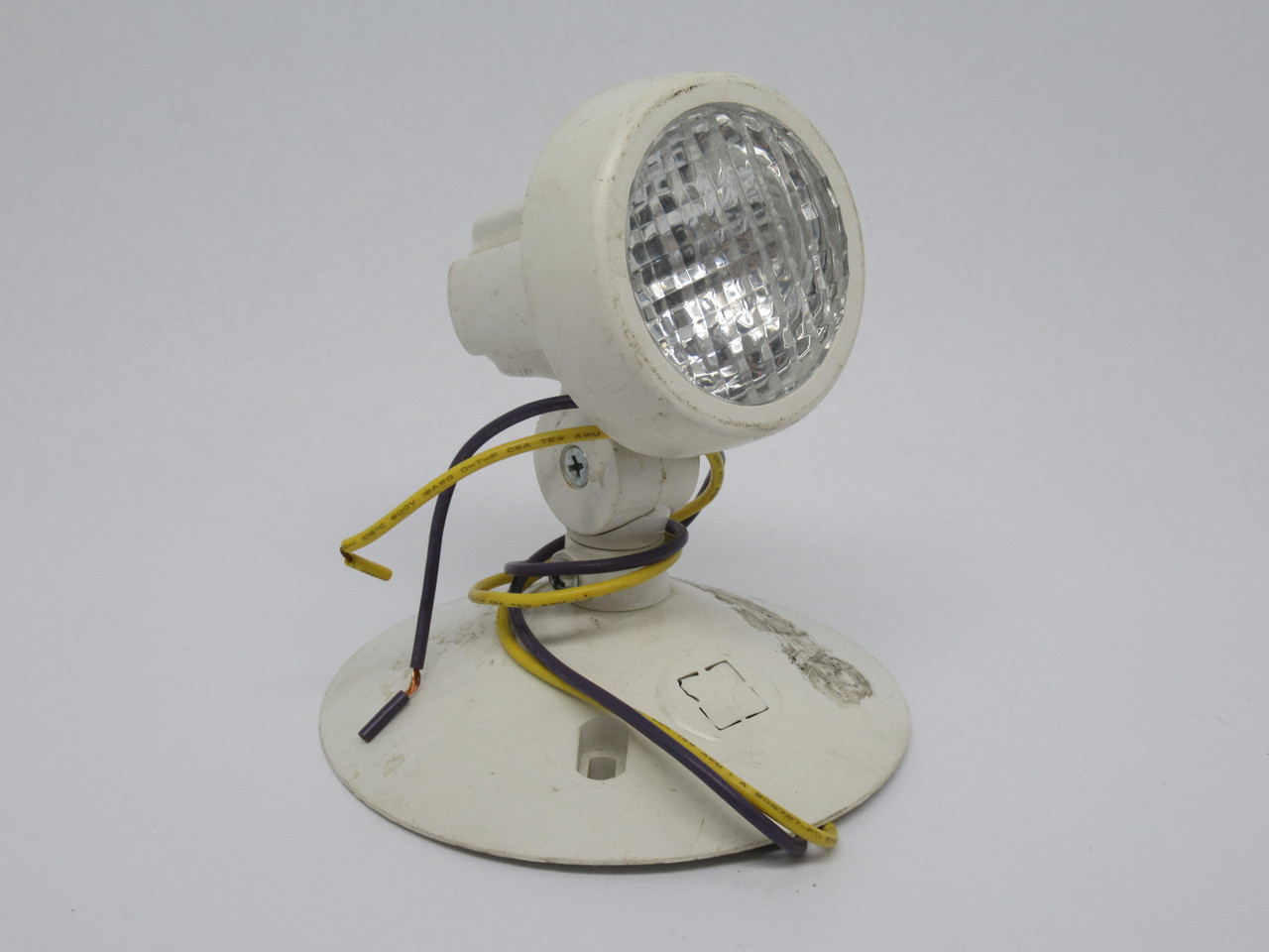 Generic 110823 Single Lamp Fixture 24V 18W SHELF WEAR NOP