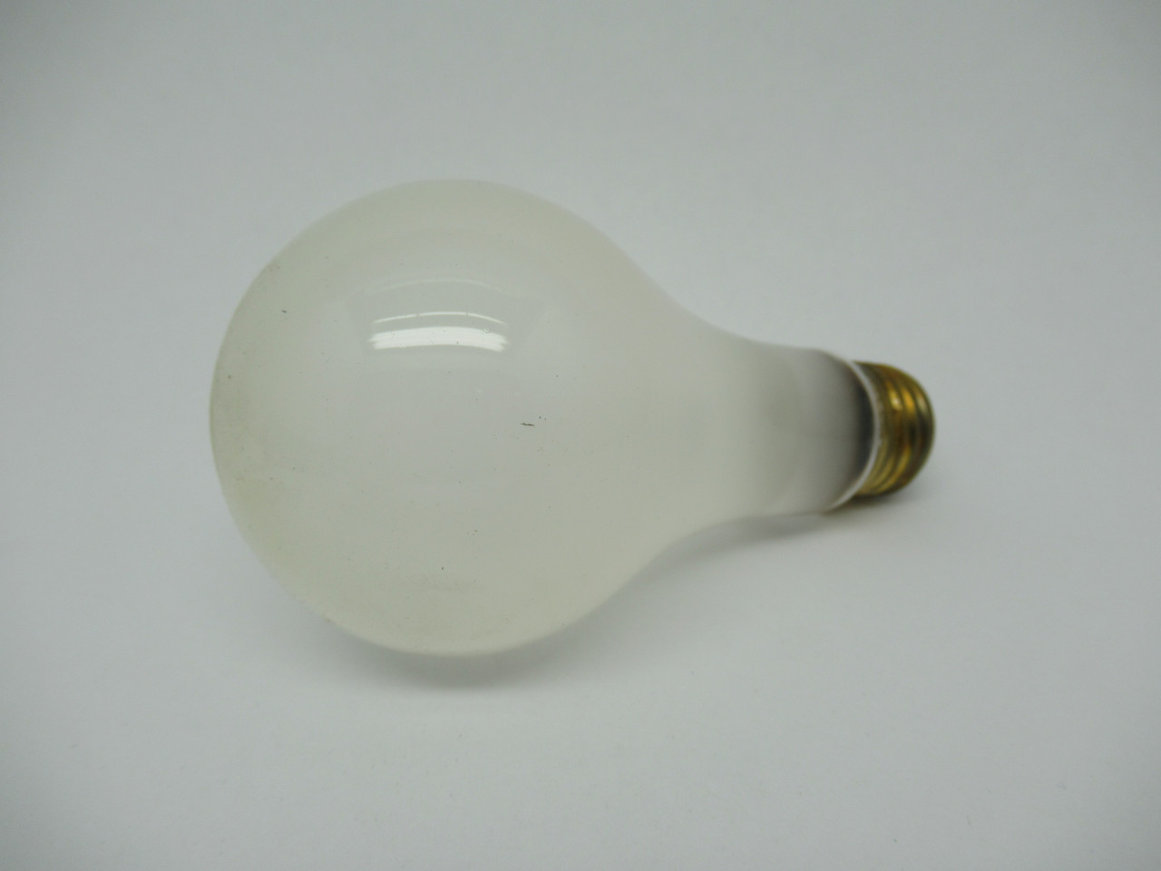Standard 10278 Krypton Incandescent Bulb A21 135W 130V Bulb ! NEW !