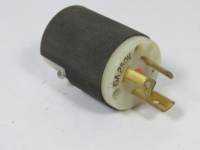 Hubbell 4570C Twist-Lock Plug 15A 250V 3W 2P USED
