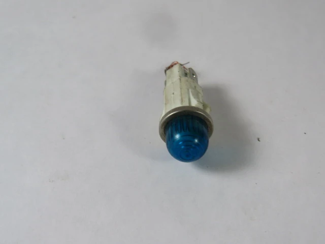 VCC 1053QA6 Panel Mount Indicating Lamp Blue 250V 2W USED