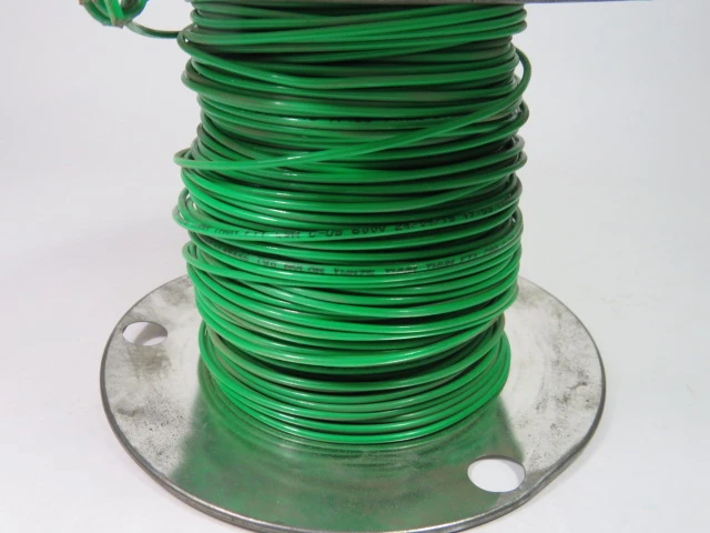 Generic 14/19 T90 Nylon 14 Awg 19 Str. 600V 2.08mm 288Ft GREEN USED