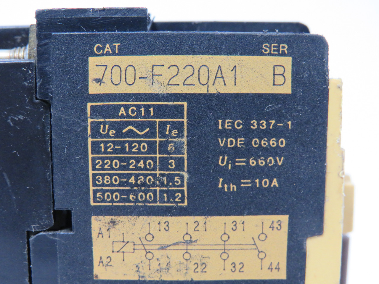 Allen-Bradley 700-F220A1 Ser B Control Relay 10A 110/120VAC 2NO/NC AC-11 USED