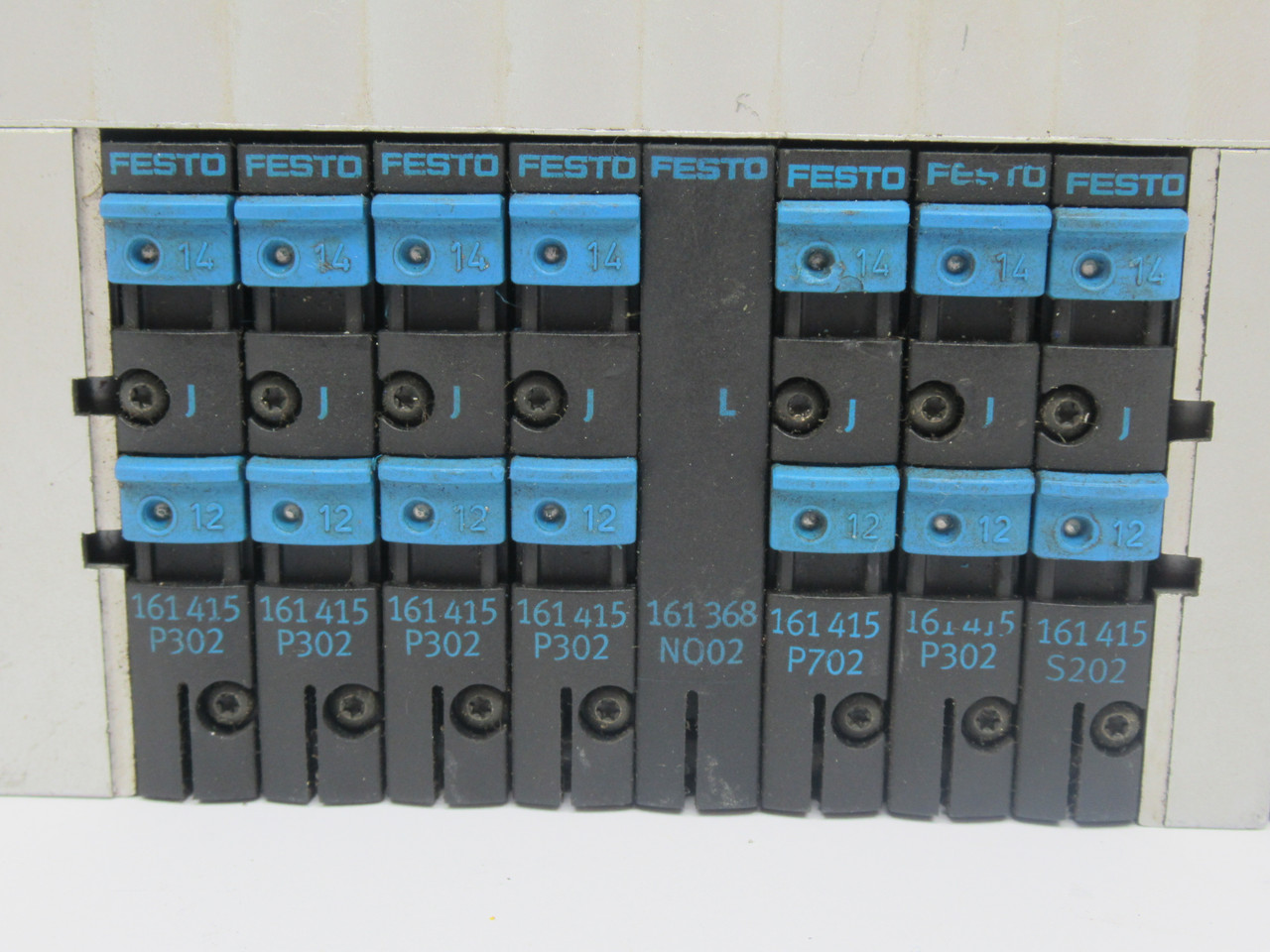 Festo CPV10-VI-10P-10-8C-FB-R-Y-4JL3J Solenoid Valve Manifold Assembly USED