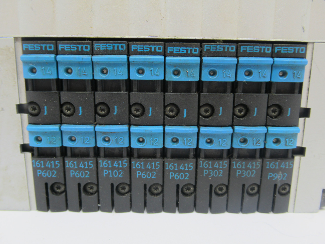 Festo CPV10-VI-10P-10-8C-FB-R-Y-8J Solenoid Valve Manifold Assembly USED
