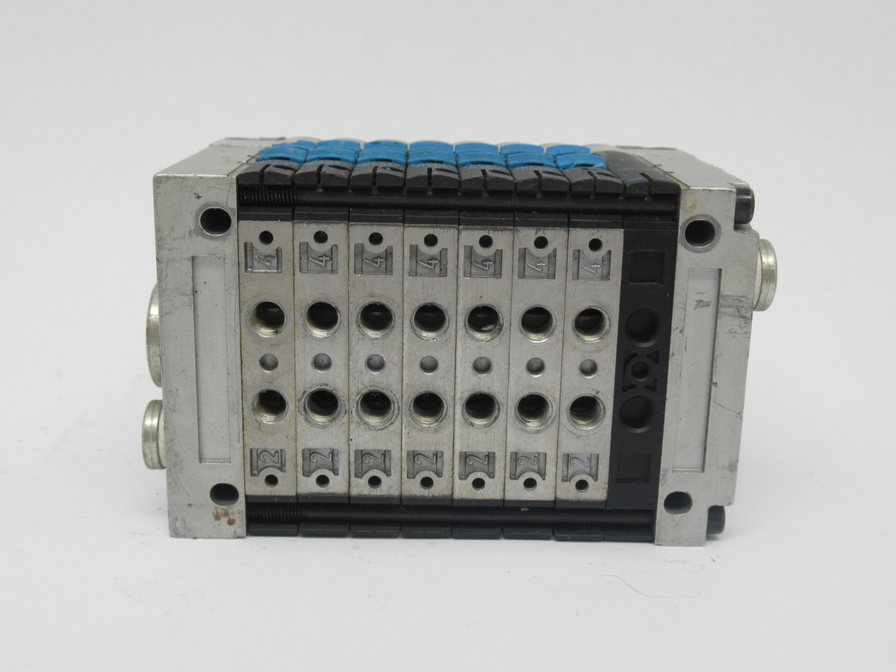 Festo CPV10-VI-10P-10-8C-FB-R-Y-C6JL Solenoid Valve Manifold Assembly USED