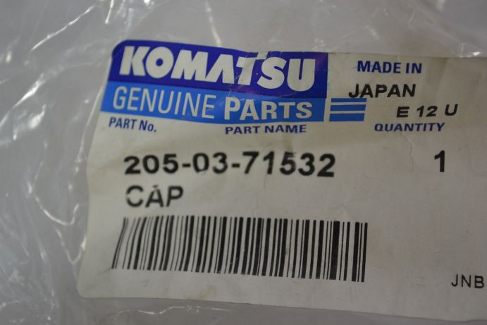Komatsu 205-03-71532 Cap ! NWB !