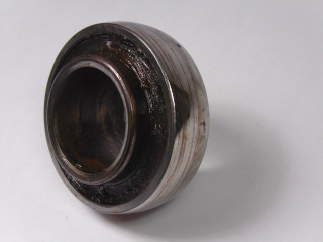NSK UC207-107D1 Insert Ball Bearing 36X72X42mm USED