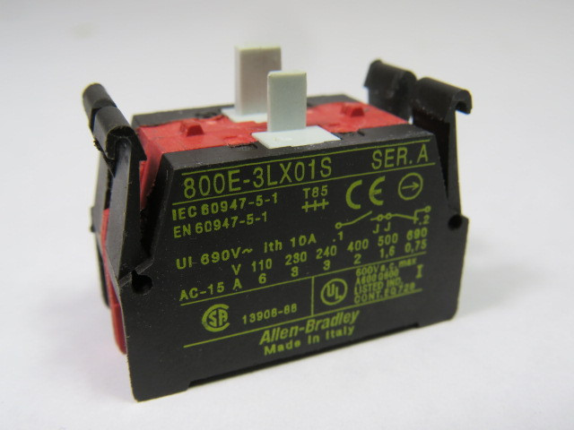 Allen-Bradley 800E-3LX01S Pushbutton Latch Mount Contact Block Red/Black USED