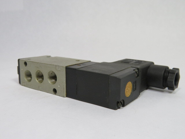 SMC NVFS1120-5D-01T Solenoid Valve 26-21Vdc USED