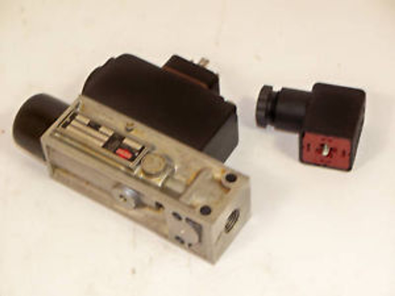 HERION 0821073 Pneumatic Valve USED