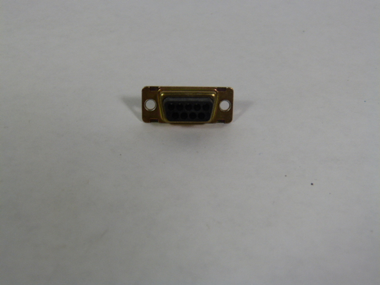 ITT Cannon DEU-9S-FO Connector DShell Cable Mount 9 Contacts Crimp Terminal NOP